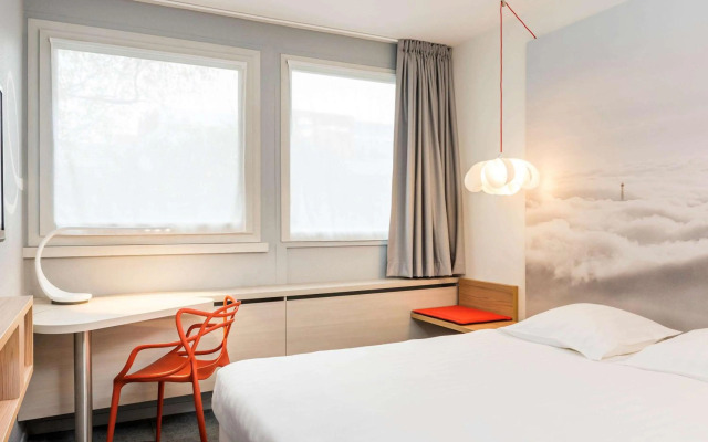 ibis Styles Paris Velizy