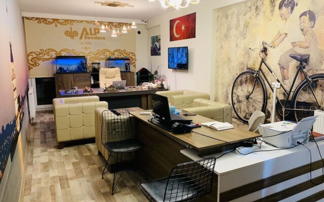 Deluxe Life Residence
