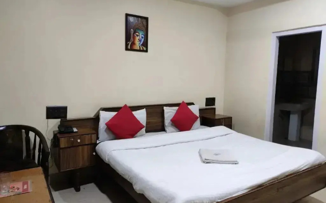 Hotel Royal Dream by OYO Rooms