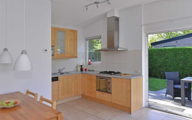 Bungalow Near Veerse Meer & Beach