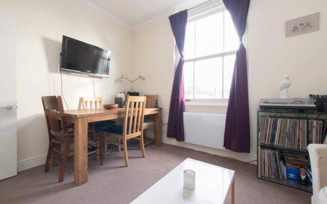 Unique and Cozy 1 Bed Flat in Dalston