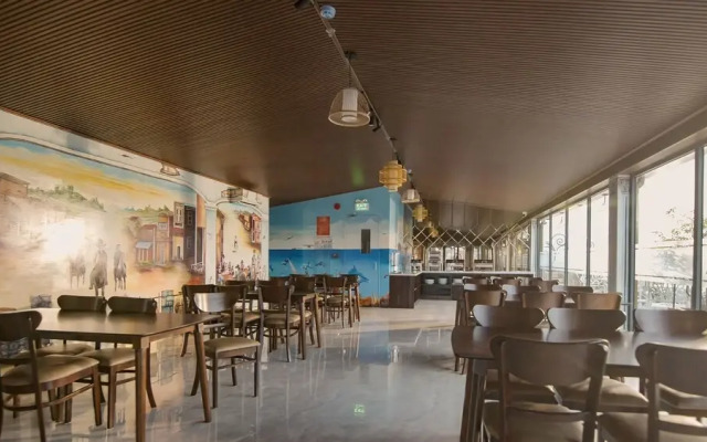 Harry Phu Quoc Hotel 3