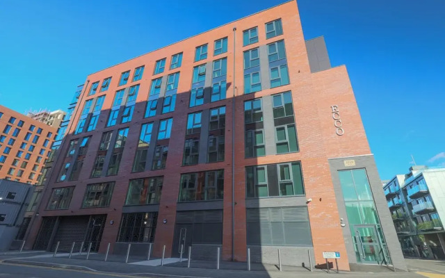 Stunning 3-bed Apartment