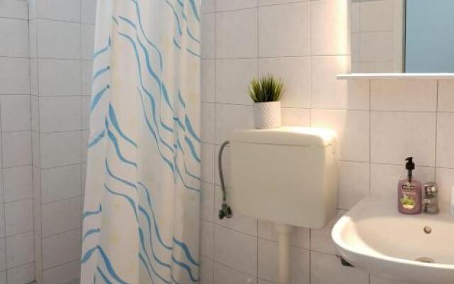 Camping Linaraki Apartments & Bungalows