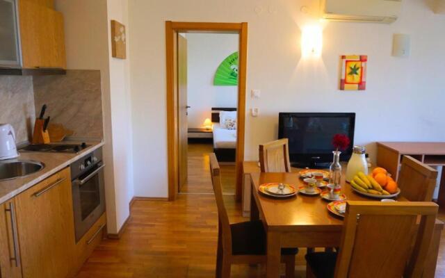 Apart Complex Byala Residence