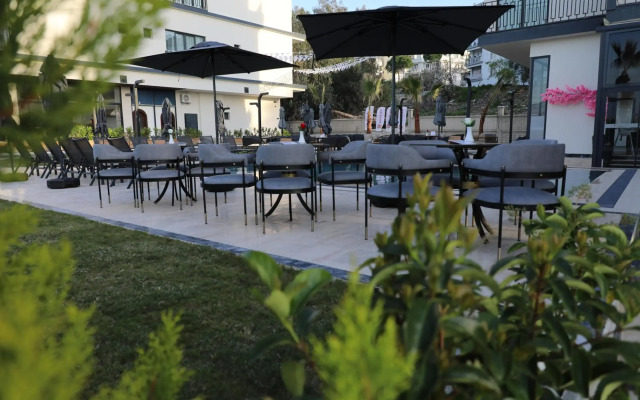 Roseira Mar-Inn Luxury