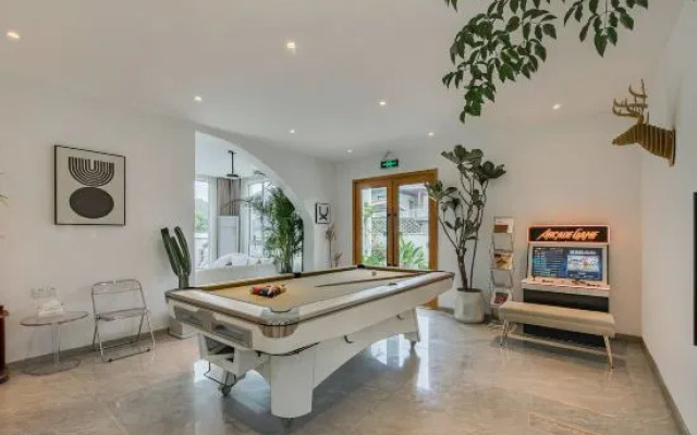 Moganshan Yaquan. Garden Light Luxury Holiday B&B (Yucun Branch)