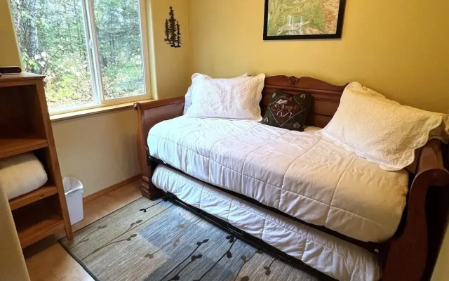 Alaska Adventure Unlimited Chalets