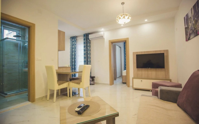 Nino Superior, One Bedroom Apartment With Terrace, No.3