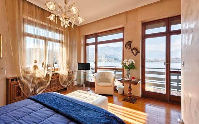 B&B In Riva al Lago