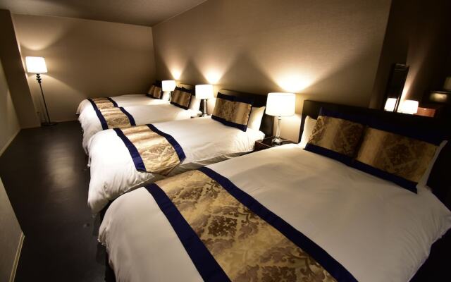 PRIME INN OSAKA SHINSAIBASHI - Hostel