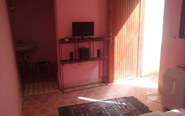 Riad Tinfou