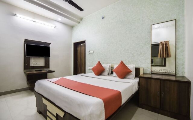 Oyo 29057 Shree Ram Regency