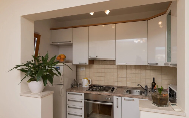 Apartment Mart