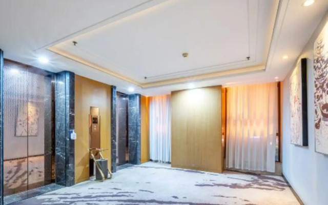 Shuiyi Jianianhua Hotel