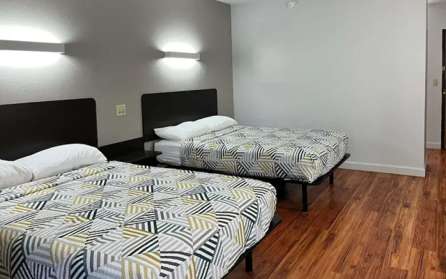 Studio 6 Suites Springfield, OH