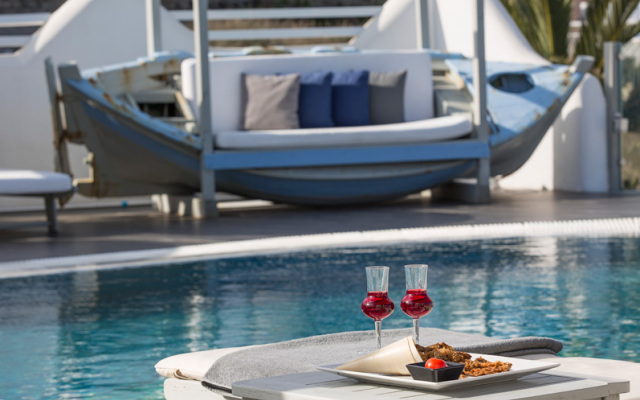 Luxury Bon Hotel