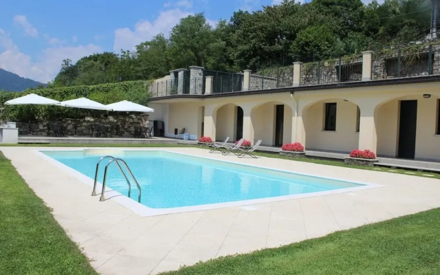 Oleandro 2 Apartment in Mergozzo With Pool