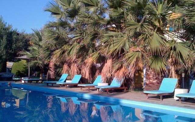 Despotiko Apt. Hotel & Suites