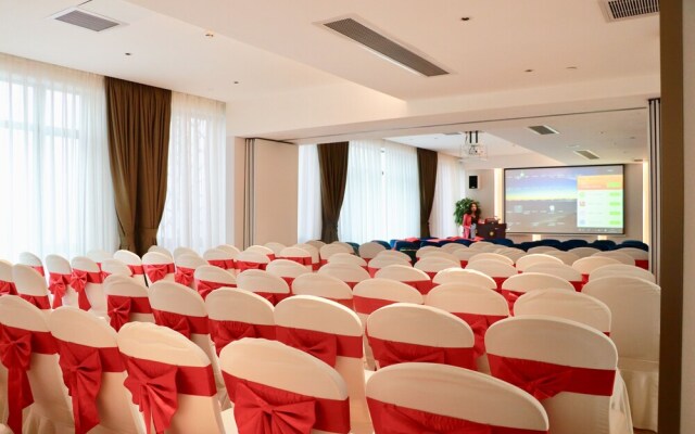 Virtuous World Hotel