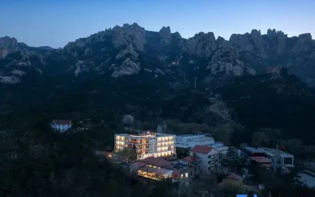 Wild Lodge by Arcadia Collection - Qingdao Laoshan