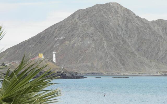 #52 Bungalow Seaside Hotel & Victors RV Park