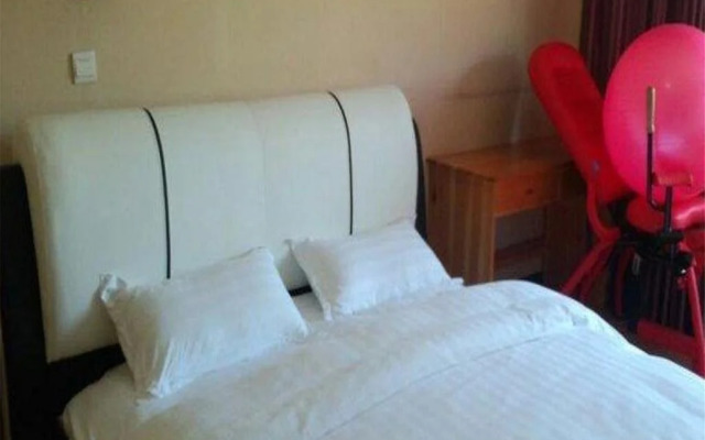 Chengde Xinhe 521 Theme Hotel