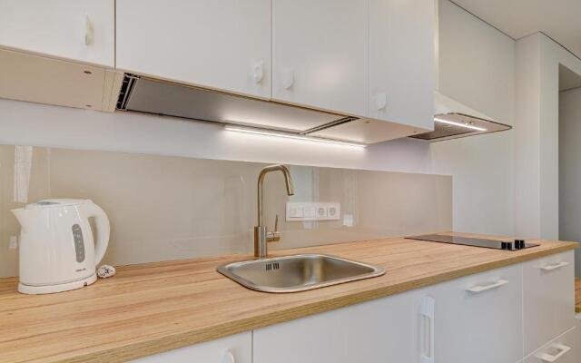 Center Apartment 10A
