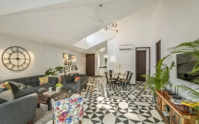 El Arbol by Hireavilla-2br w Rooftop Pool in Nerul