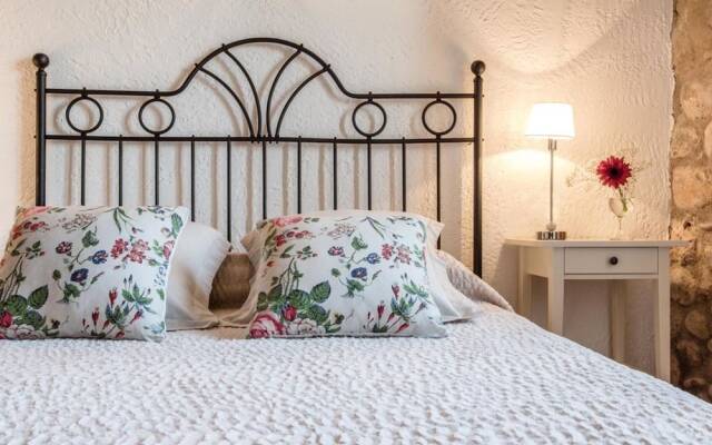 Villa - 3 Bedrooms with Pool - 103148