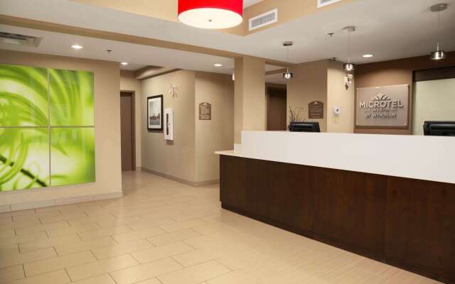 Microtel Inn & Suites by Wyndham Blackfalds Red Deer North