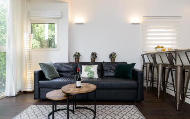 Arlozorov by TLV2RENT