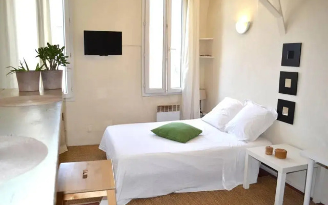 Place des Cardeurs Apartment