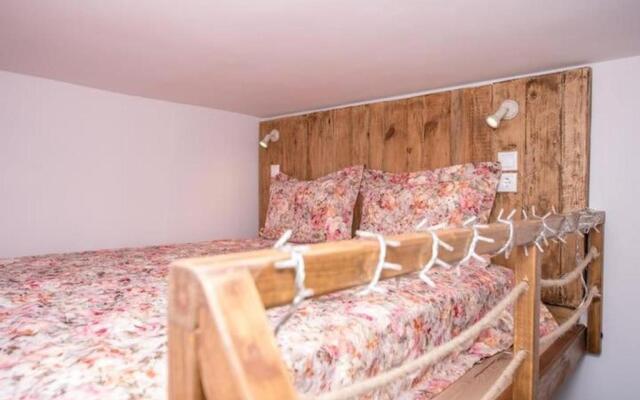 Eliora Studio & Aelia Apartment