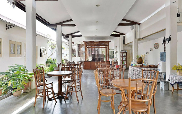 ZEN Rooms Panembahan Kraton