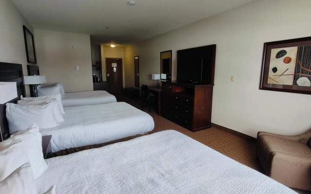 Coast Weyburn Hotel