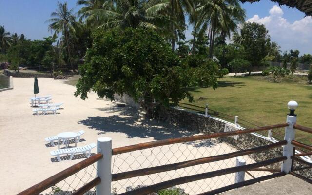 Tauig Beach Resort
