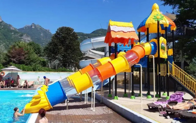 Te huur: 5 persoons chalet aan het Luganomeer