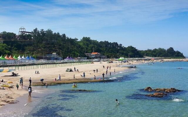 Goseong Sanmaru Pension