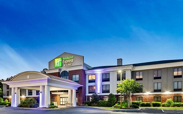 Holiday Inn Express & Suites Hardeeville - Hilton Head, an IHG Hotel