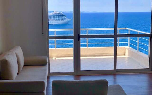 Apartment With one Bedroom in Sarandë, With Wonderful sea View and Terrace - 10 m From the Beach