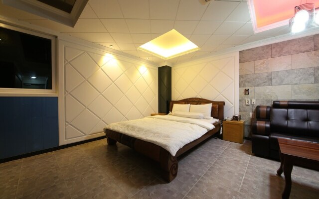 Sun Hotel