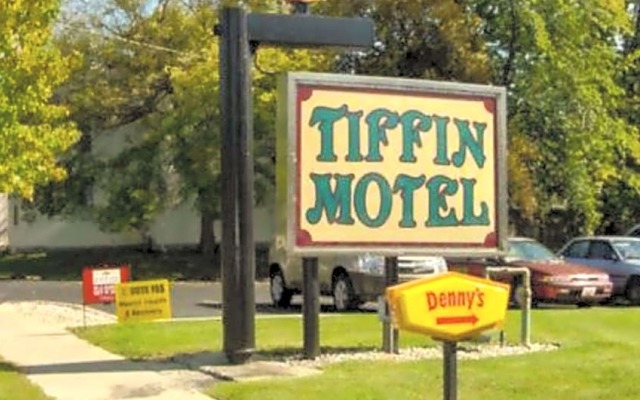 Tiffin Motel