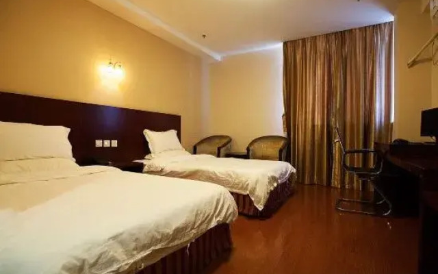 Yifeng Business Motel