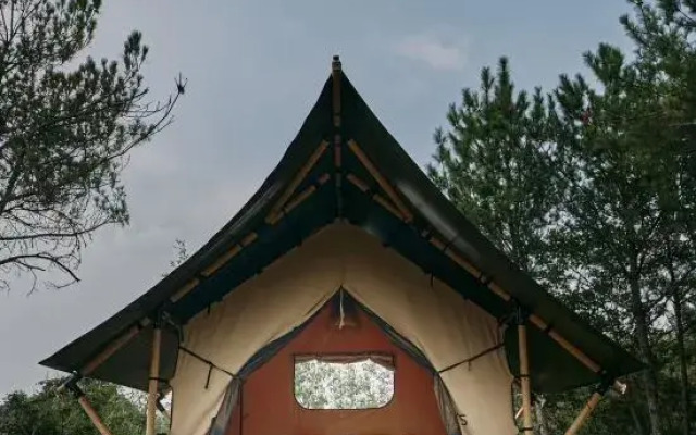 Anji Qijian Valley Microluxury Camp