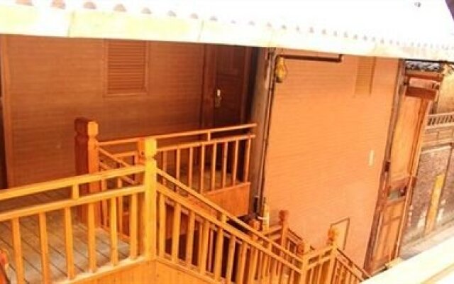 Lijiang Naluwan Inn