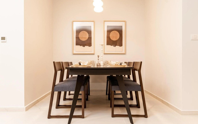 Central and Luxury New 2BR&2Bth - Private Parking