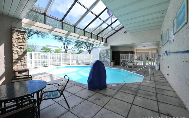 Red Roof Inn Columbus - Grove City