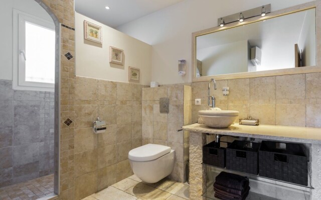 Magnificent Villa In Vence with Swimming Pool