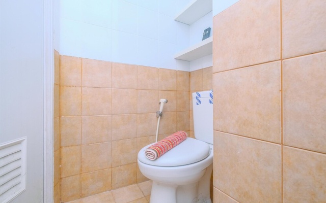Fancy And Nice Studio (No Kitchen) At Green Pramuka City Apartment – Bathroom – Jakarta